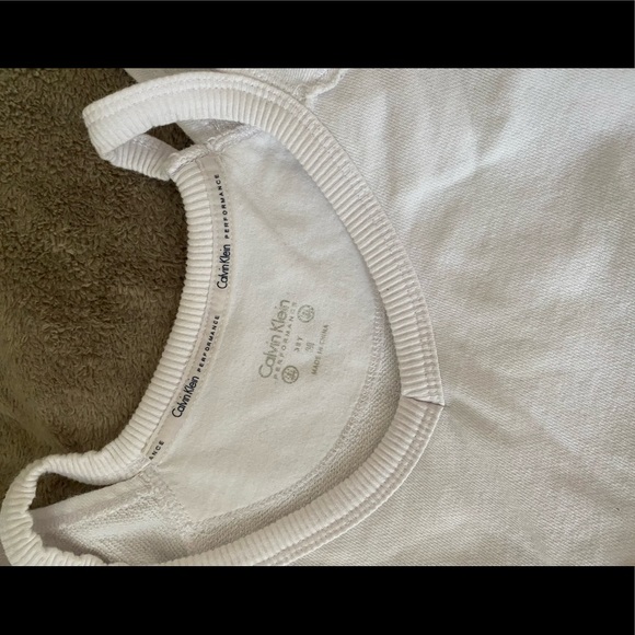 Calvin Klein Sweatshirt - Medium - Picture 2 of 3